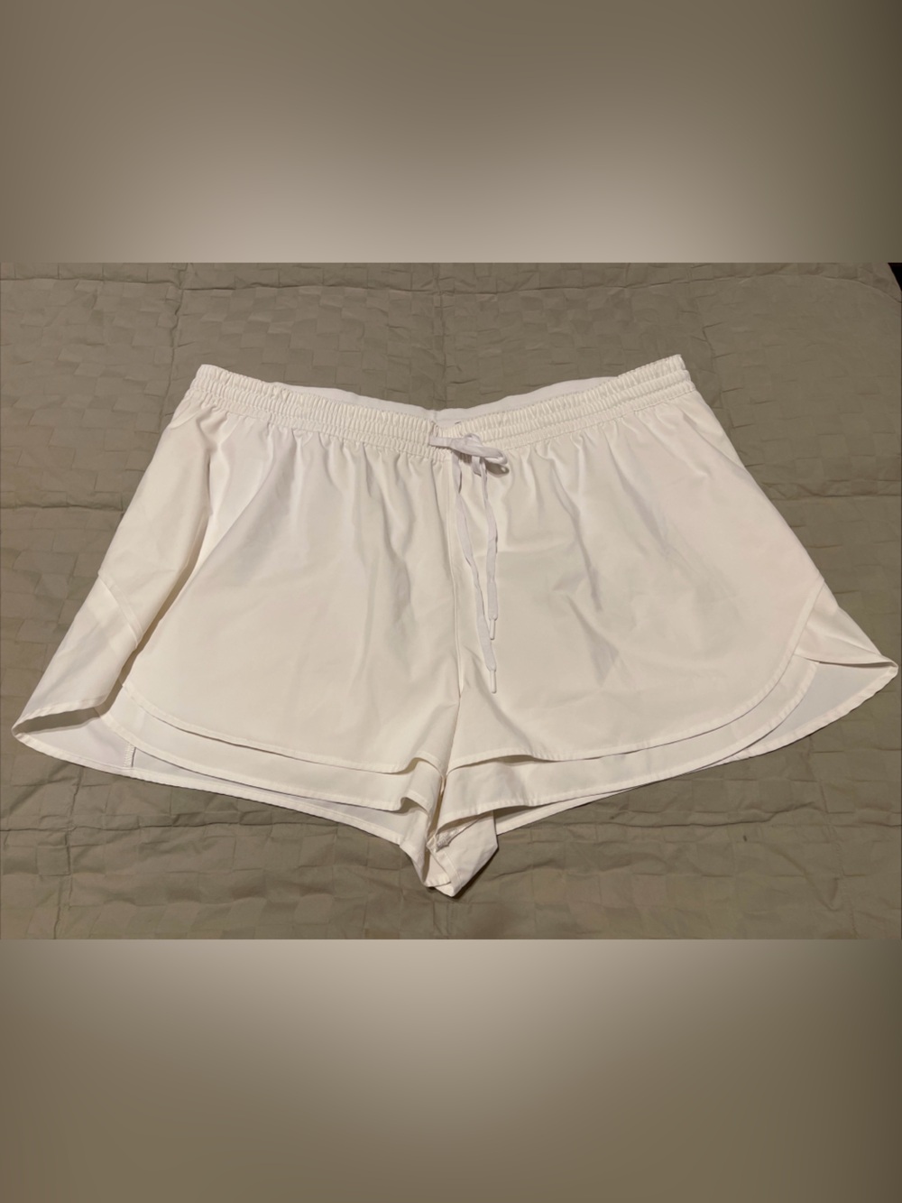 Calia by Carrie Underwood XXL White Shorts with Drawstring and Built In Brief